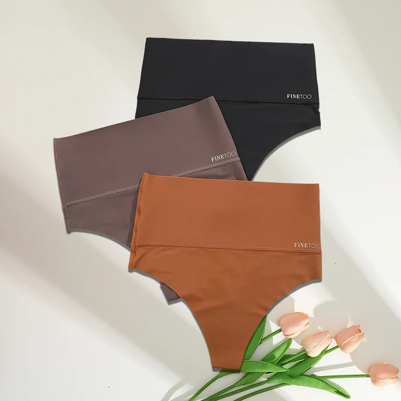 Culotte gainante string noir marron