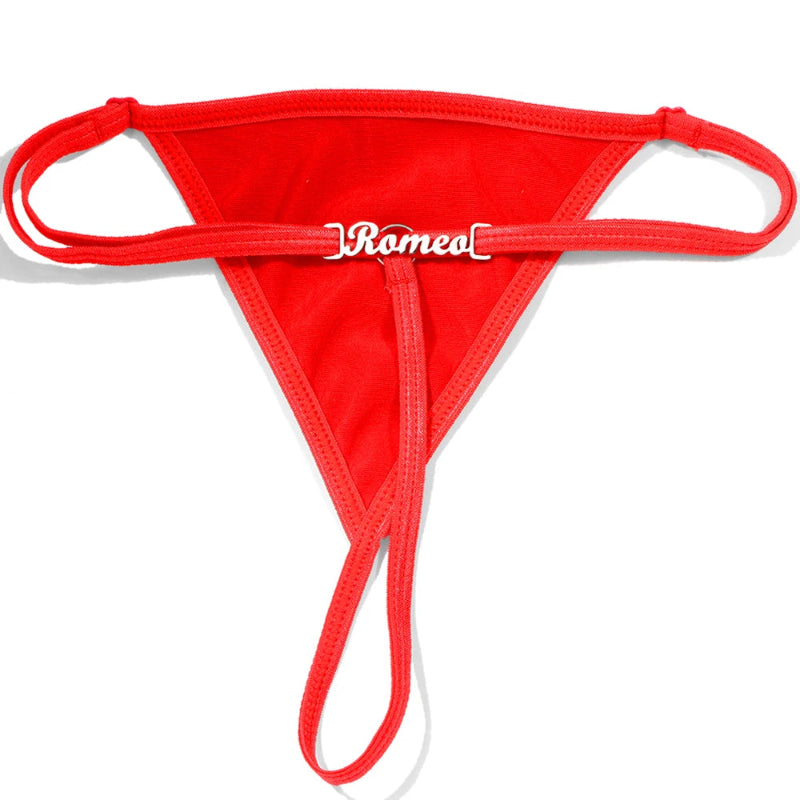 String rouge personnalisé sans dentelle