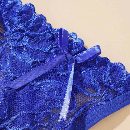 String dentelle noir