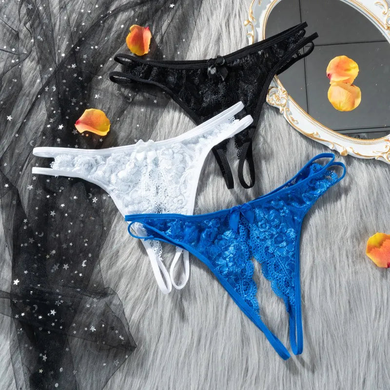 String dentelle ouvert noir blanc bleu